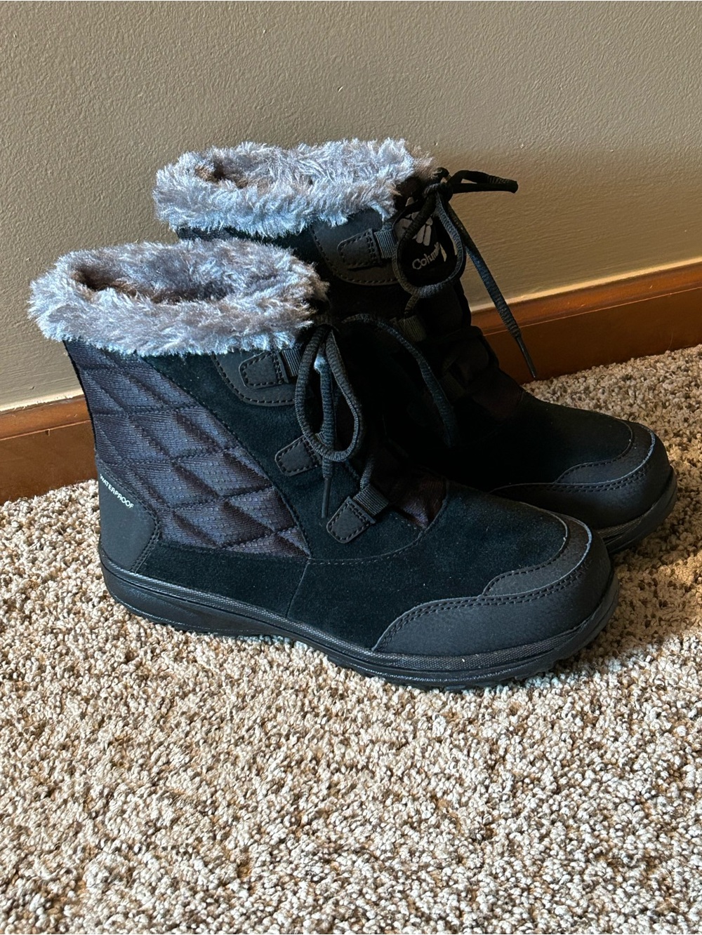 Columbia Ice Maiden Omni-Tech Waterproof leather & Omni-Grip soles women size 7